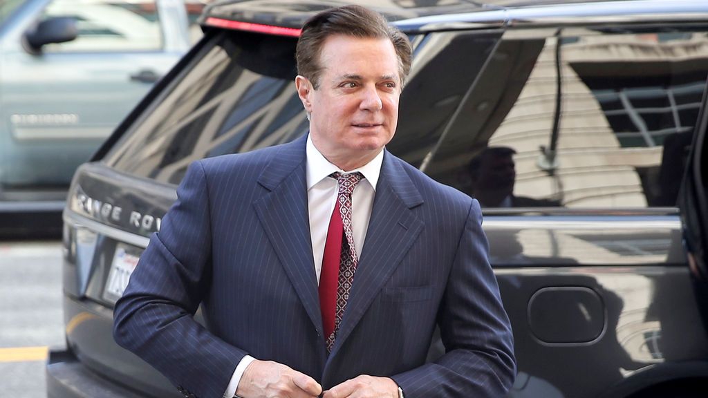 Ordenan detener y encarcelar a Paul Manafort, antiguo jefe de campaña de Trump