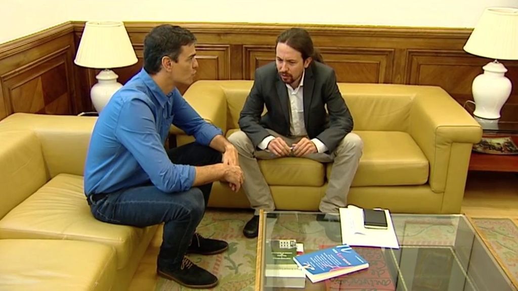 Reunión privada de Pedro Sánchez con Pablo Iglesias en La Moncloa para tratar iniciativas sociales
