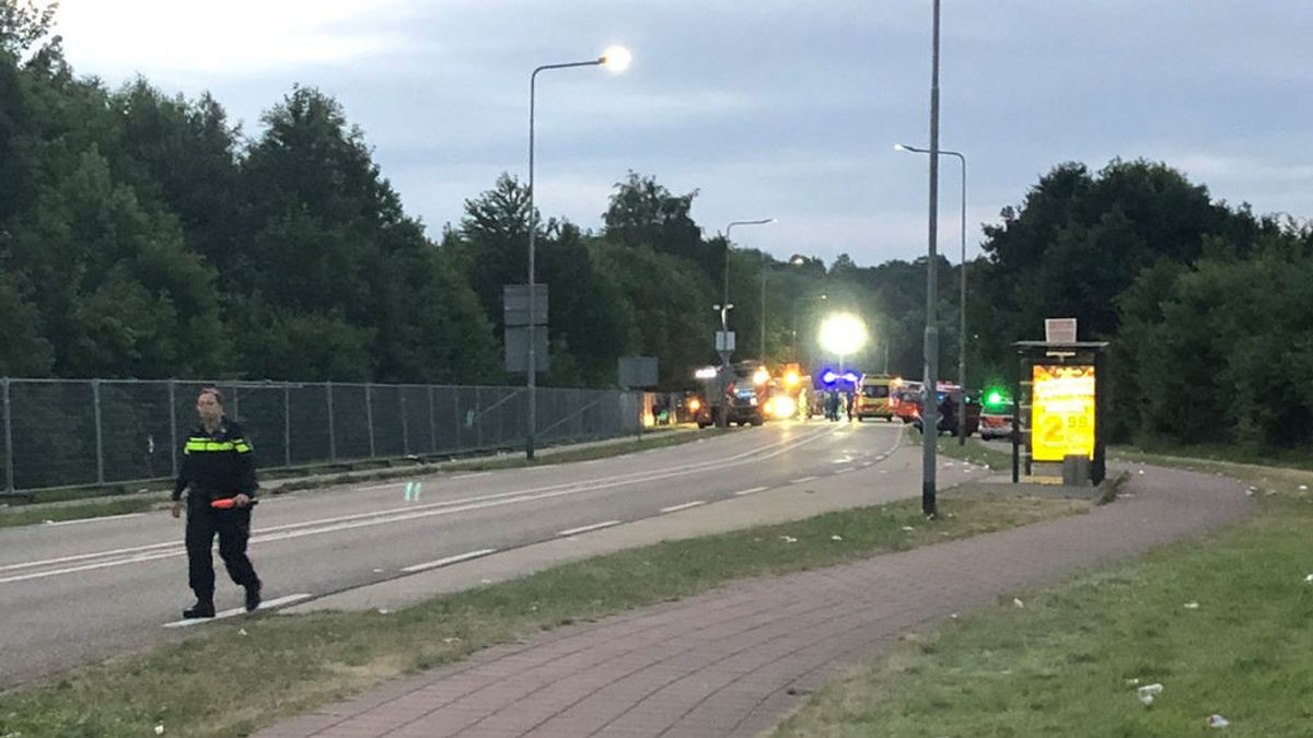 Una furgoneta atropella mortalmente a una persona y se da a la fuga a la salida de un festival en Holanda