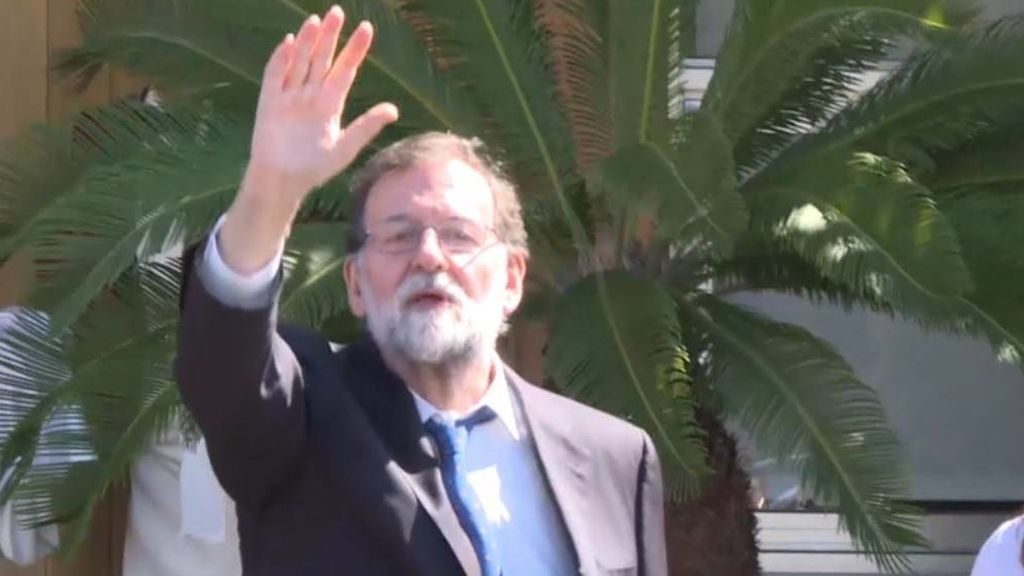 Rajoy regresa a su oficina de registrador de la propiedad en Santa Pola