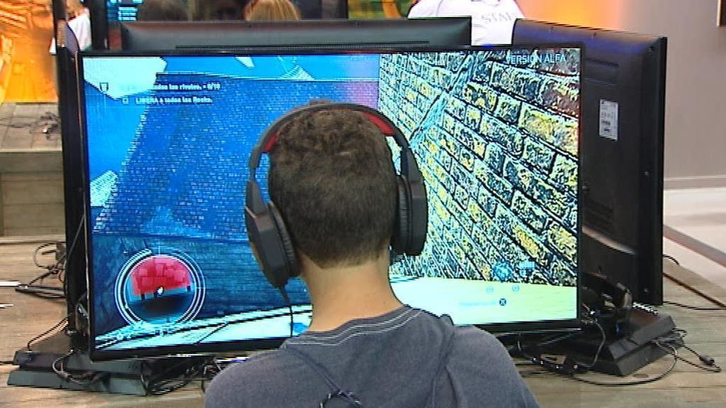 Un adicto a los videojuegos jugaba "15 horas diarias" sin salir de su habitación
