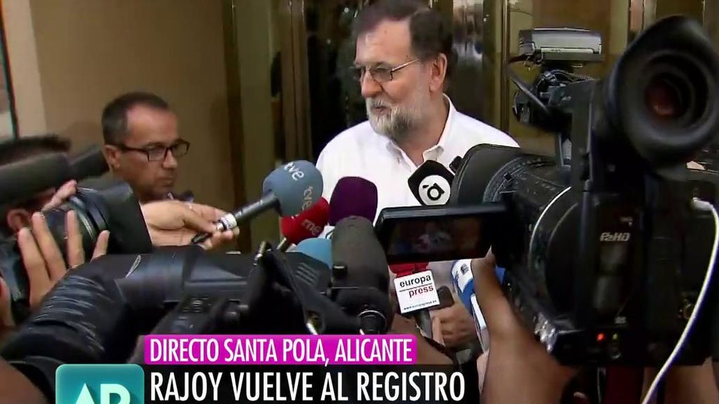 Rajoy vuelve a su puesto de trabajo: "La vida continúa"