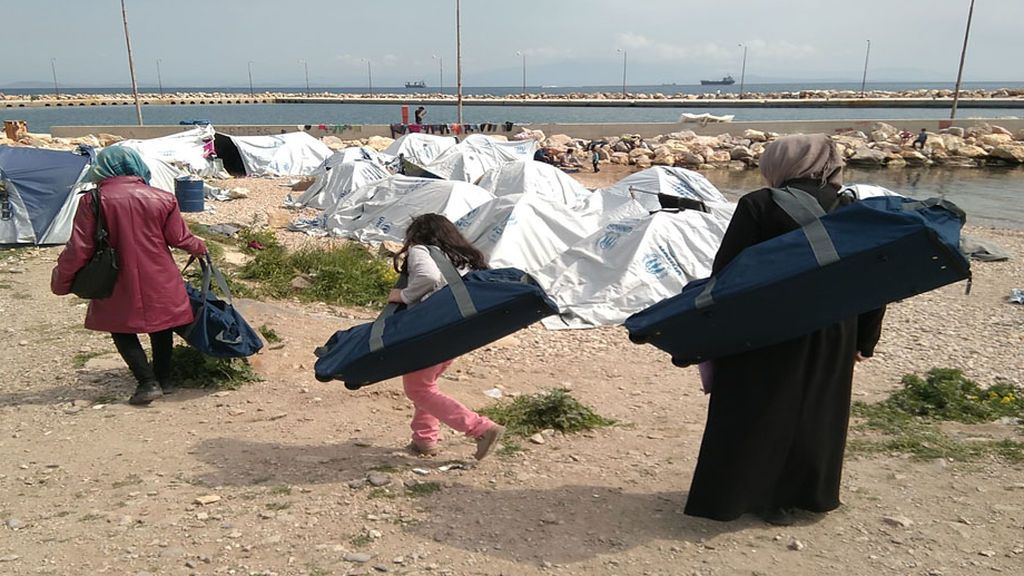 Isabel Retuerto, voluntaria en ayuda para los refugiados: "Llevan su vida en una maleta"