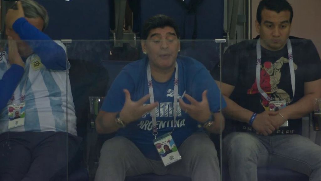 El grito de hincha de Maradona desde la grada: “¡Huevos, huevos!”