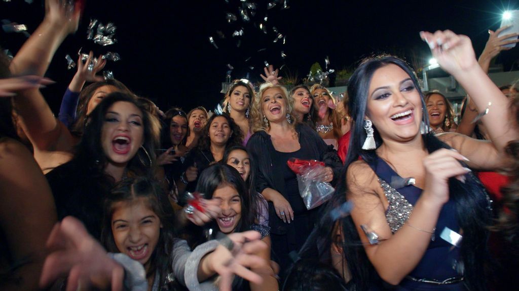 Las Muñoz, en el último episodio de la cuarta temporada de 'Los gipsy kings'.