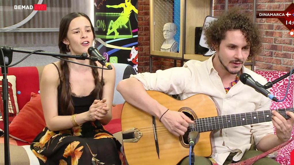 Monsieur Periné celebra el Día de la Música interpretando 'Bailar contigo' en directo