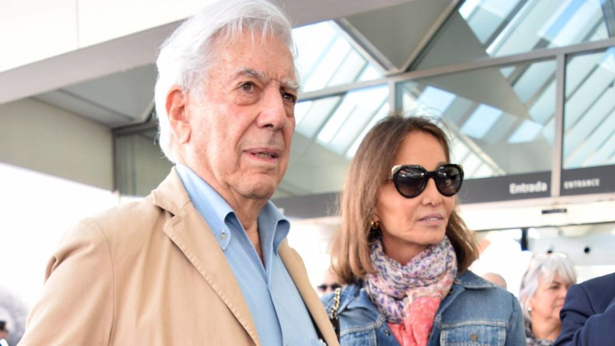 Mario Vargas Llosa, ingresado tras sufrir una caída