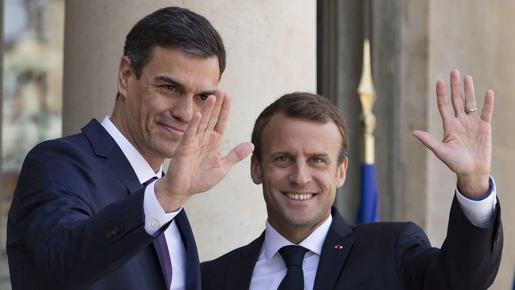 Sanchez inicia su gira europea: Macron le recibe en el Elíseo