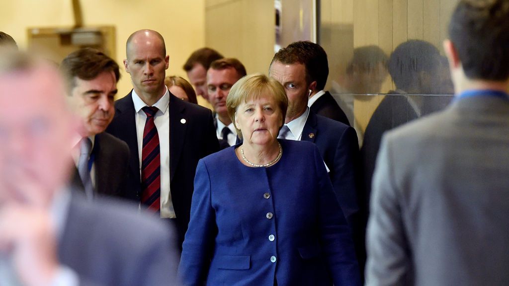 Dieciséis líderes europeos se reúnen en Bruselas para tratar la crisis de inmigración