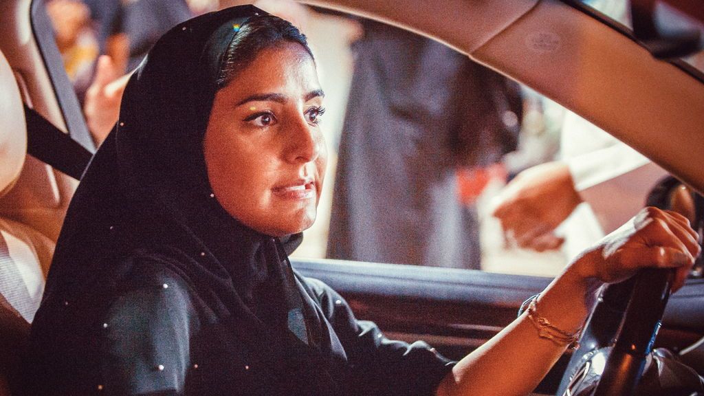 Por primera vez en la historia las mujeres pueden conducir en Arabia Saudí