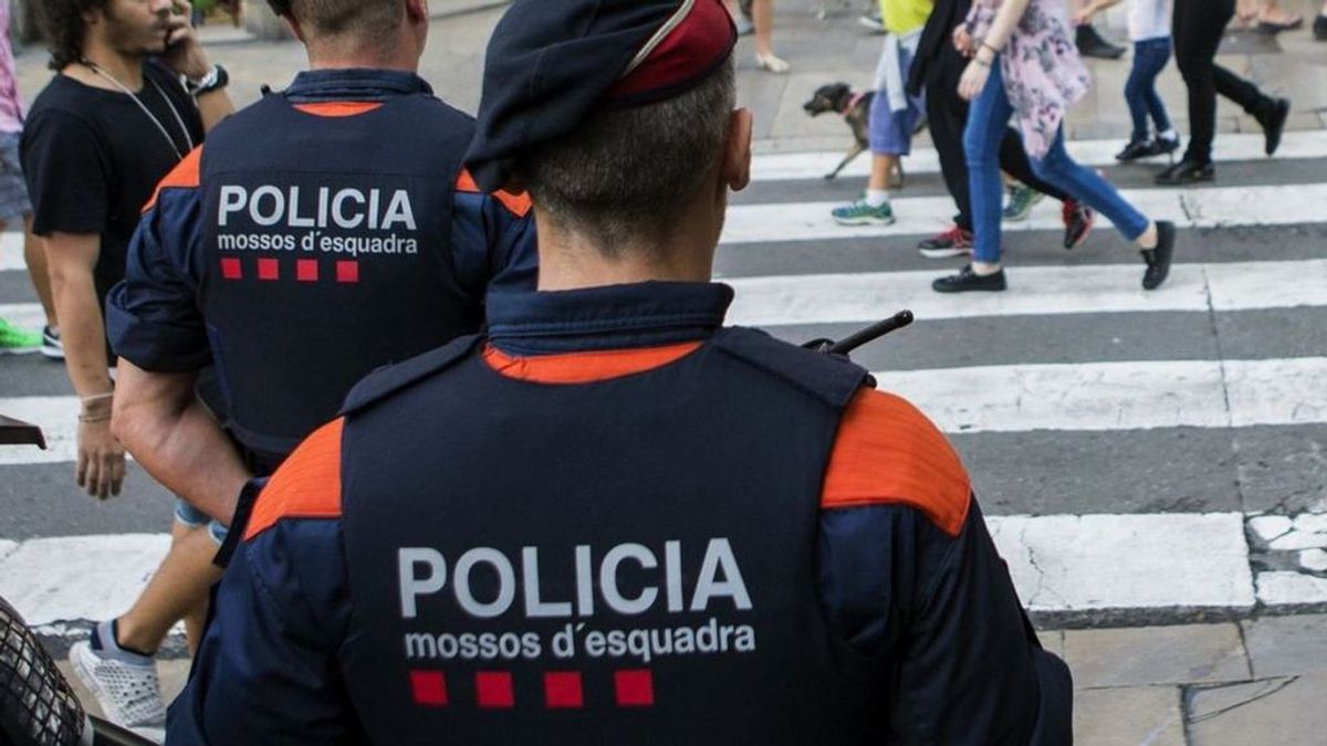 Detenidos dos menores por agredir sexualmente a una chica de 15 años en Girona