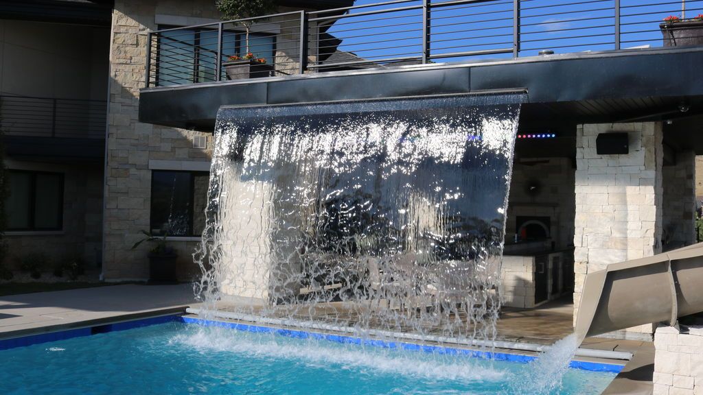 Superpiscines supreme'