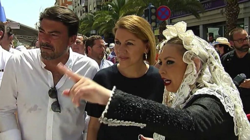 Los primeros mensajes cruzados de Casado, Cospedal y Soraya en las primarias del PP