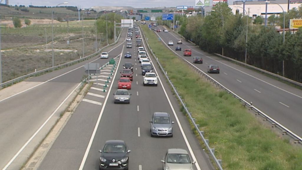 Comienza la primera gran operación salida del verano, la más cara de los últimos cuatro años por el precio del combustible