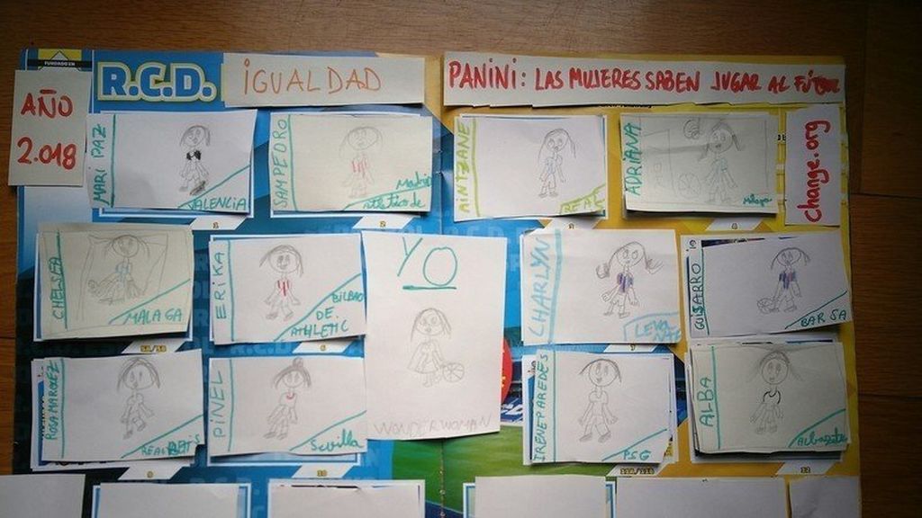 El mensaje de una niña de seis años para que incluyan mujeres en el álbum de la Liga: “Parece que las chicas no sabemos jugar al fútbol” El mensaje de una niña de seis años para que incluyan mujeres en el álbum de la Liga: “Parece que las chicas no sabemos jugar al fútbol”