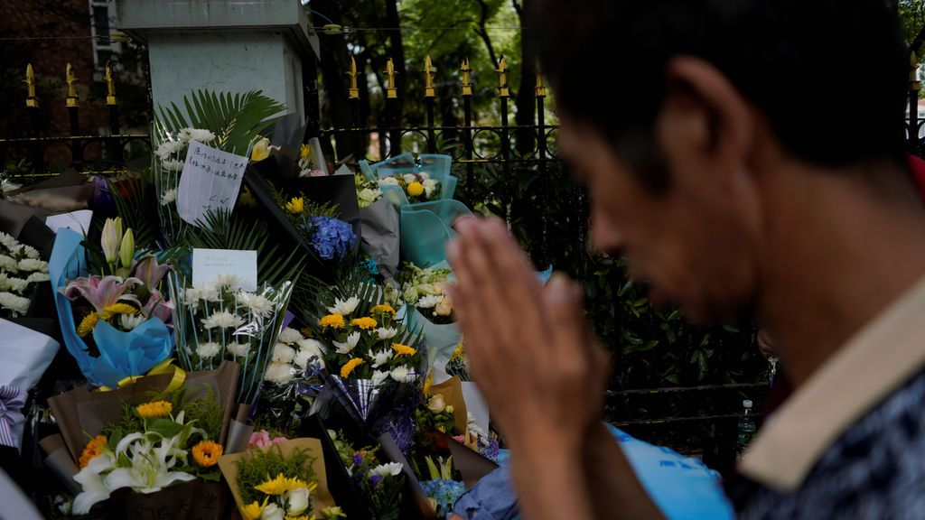 Shangái llora la pérdida de dos niños que fueron acuchillados