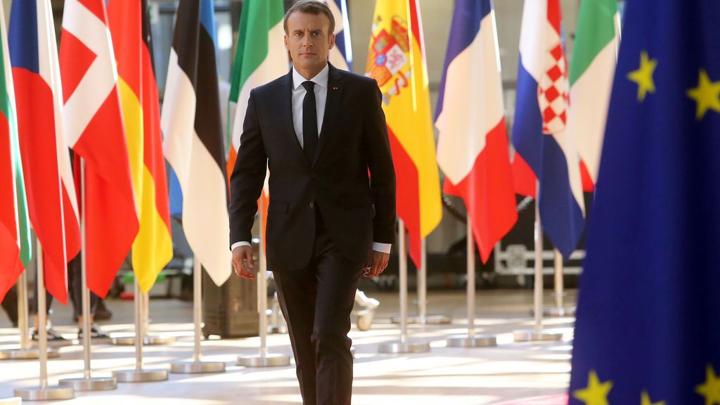 Macron aclara que son los países en 'primera línea' los que tiene la "responsabilidad" de acoger a migrantes