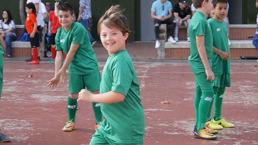 Joaquín, de 11 años y apasionado del fútbol, es uno de nuestros ganadores del concurso #SoyMuyPro