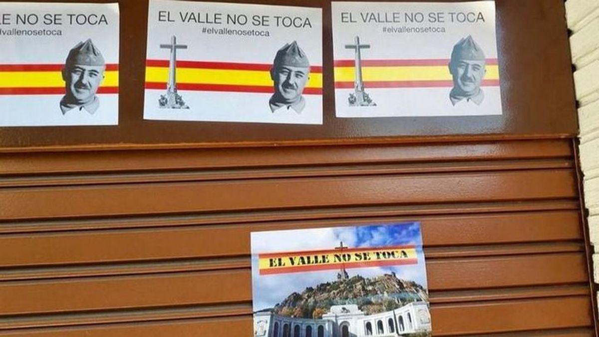 Atacan la sede del PSOE en Alcalá de Henares con mensajes de apoyo a Franco