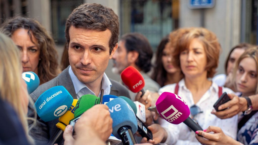 Aznar protagoniza la campaña de los candidatos a presidir al PP