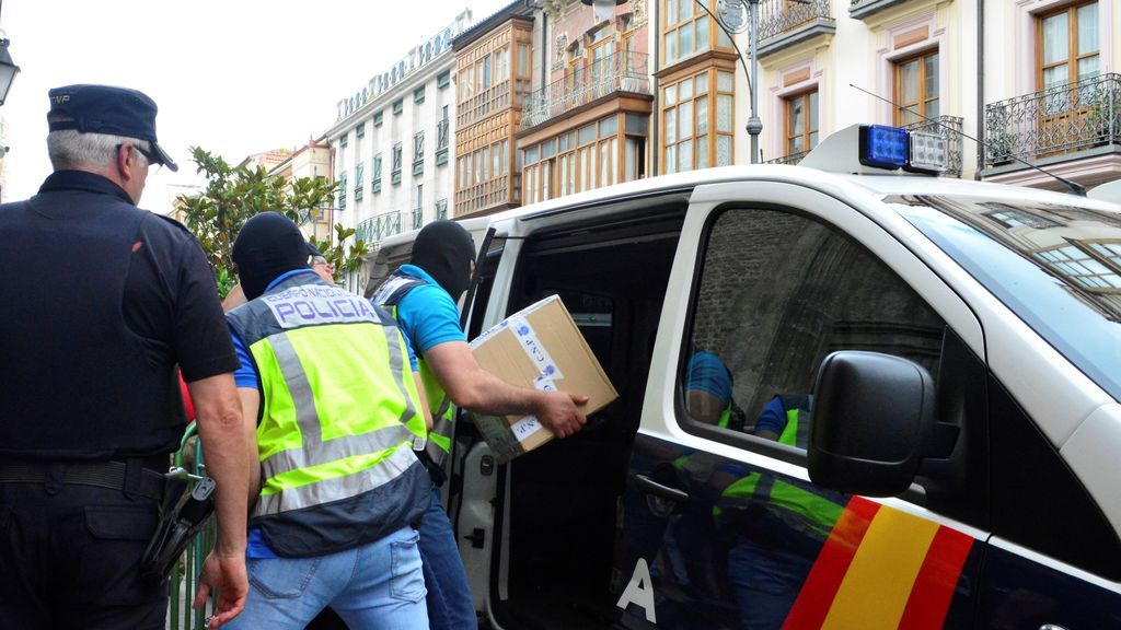Detenido el alcalde de C's de Arroyomolinos en una operación contra la corrupción en una decena de ayuntamientos