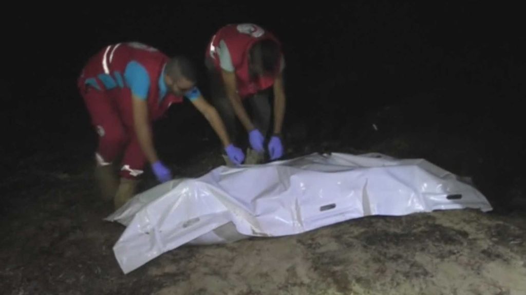 Recuperan los cuerpos de tres inmigrantes muertos en Libia, entre ellos un niño