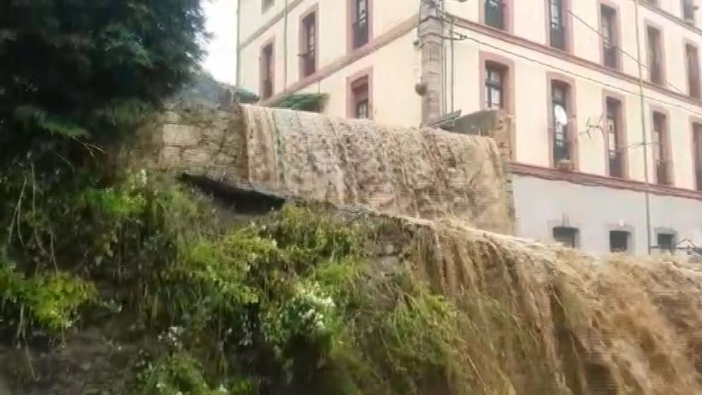 Los vecinos asturianos de Trubia, de riada en riada y sin ninguna solución