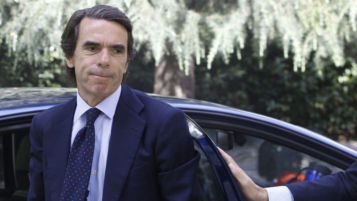 Aznar no apoya públicamente a ningún candidato y reclama una refundación del partido