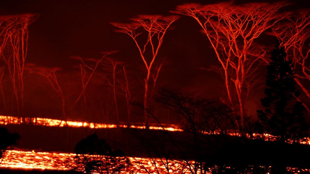 El espectáculo del volcán Kilauea, torbellinos de lava caliente