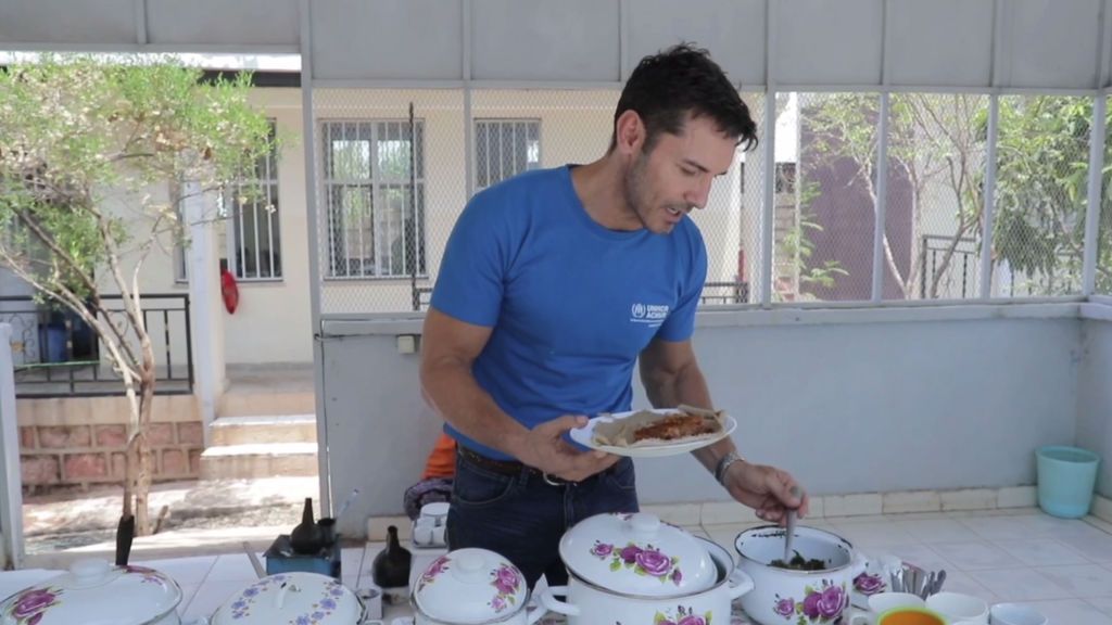 Jesús Vázquez nos enseña la comida típica de Etiopía