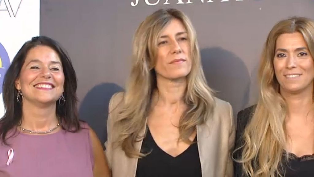 Begoña Gomez, invitada de honor al desfile benéfico de Juana Martín