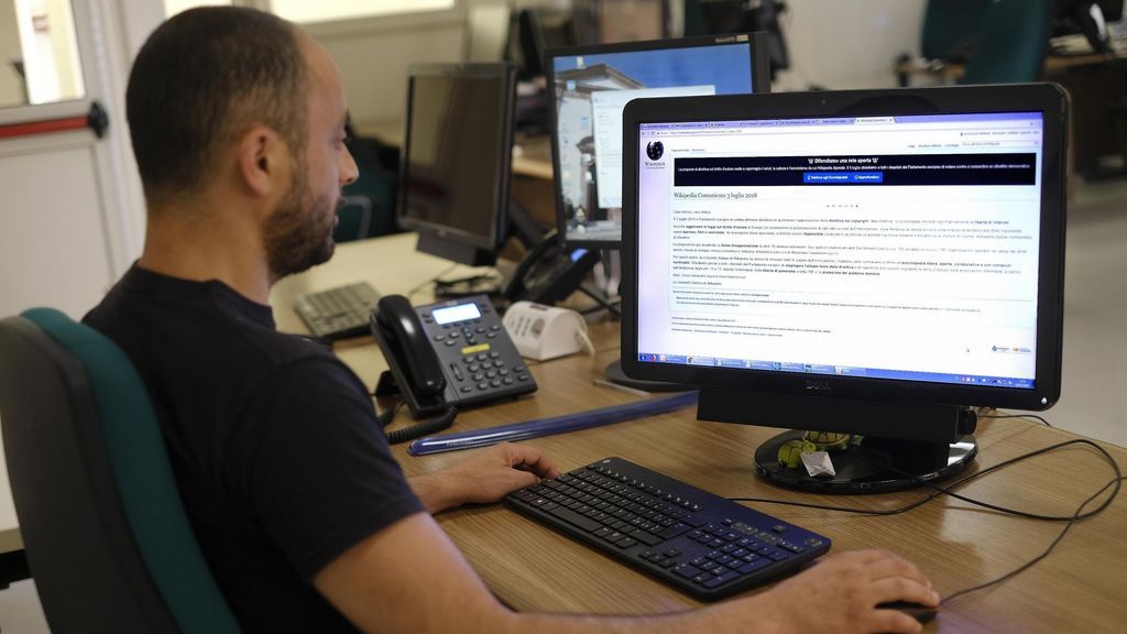 La Eurocámara tumba la normativa sobre derechos de autor criticada por Wikipedia La Eurocámara tumba la normativa sobre derechos de autor criticada por Wikipedia
