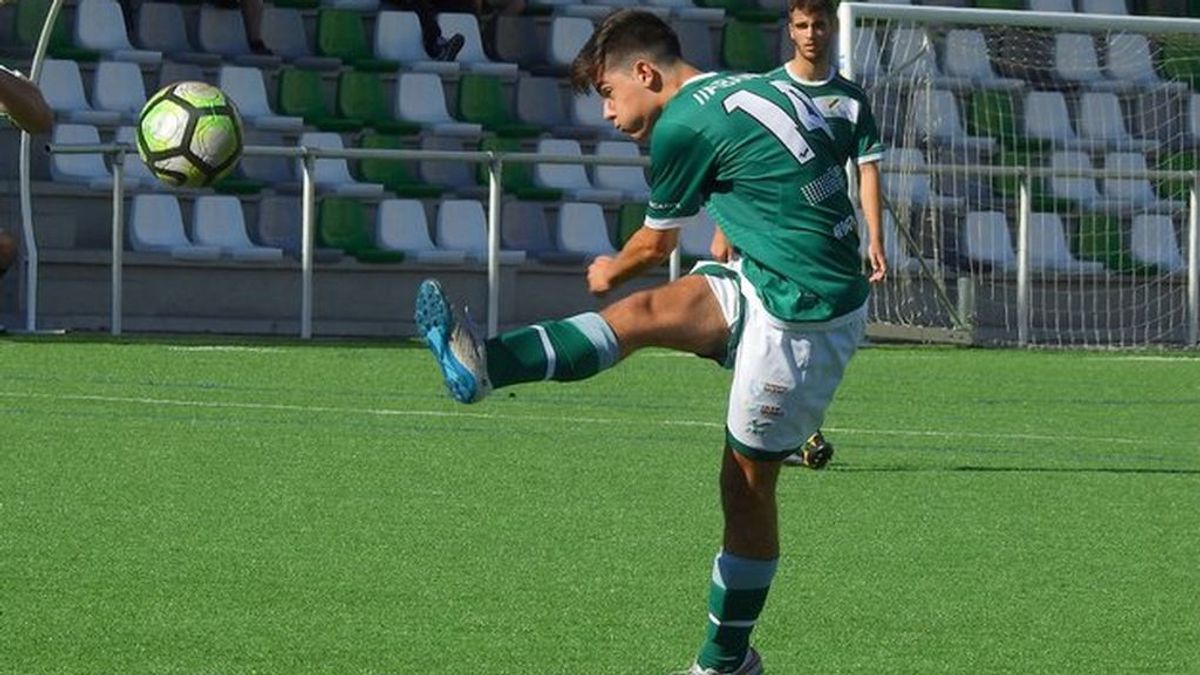 El mundo del fútbol manda sus condolencias a la familia de Fabio Soto, futbolista de 17 años del Coruxo fallecido al caer por un acantilado