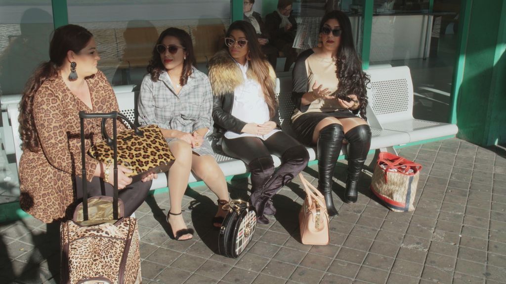 Las reinas del mercadillo viajan a Talayuela en el segundo programa de 'El embarazo de la Rebe'.