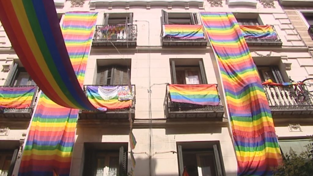 Se da el pistoletazo de salida al desfile del Orgullo Gay en Madrid