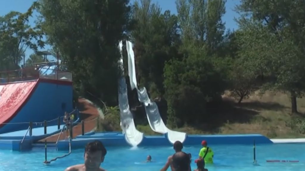 Un niño de 5 años en estado grave tras casi morir ahogado en un parque acuático en Madrid