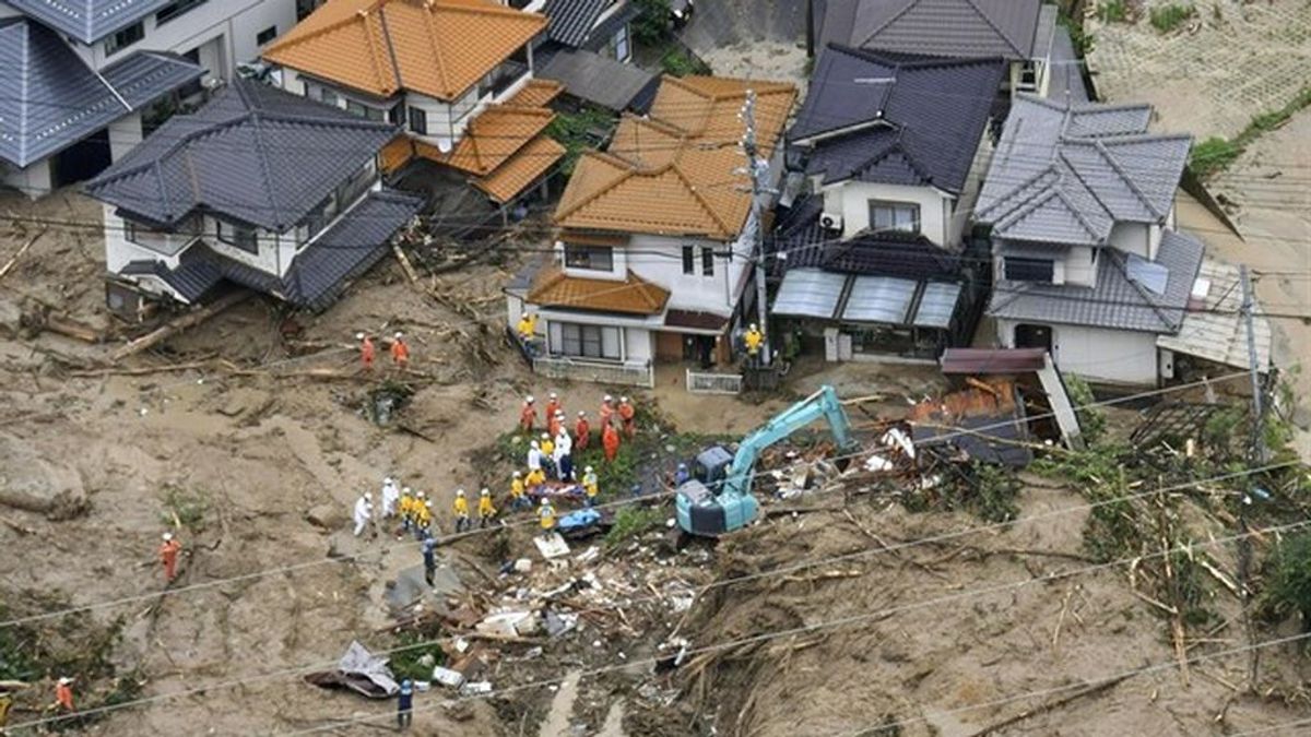 38 muertos y 50 desaparecidos en Japón por las lluvias torrenciales