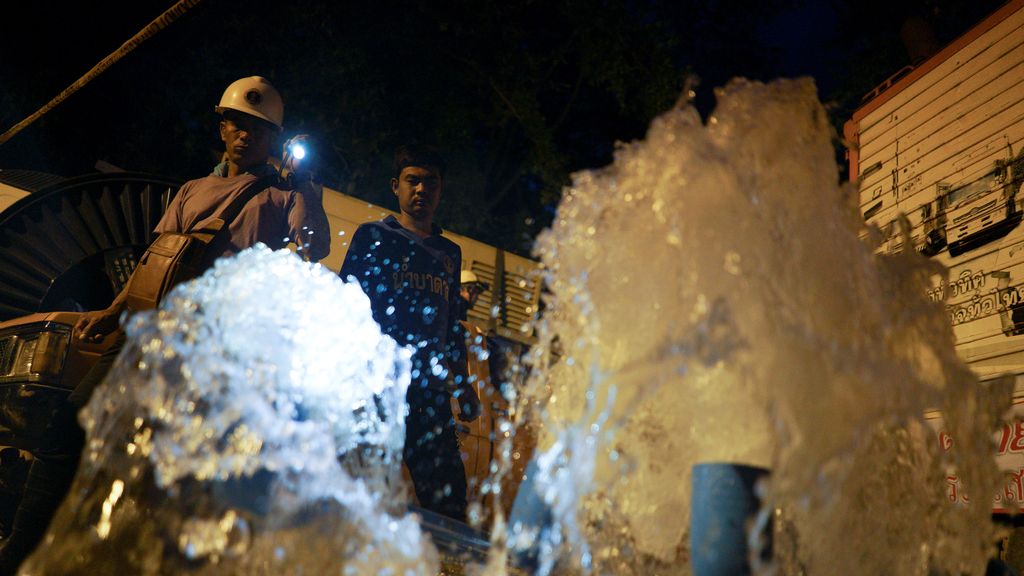 La lluvia, el principal enemigo de los niños en la cueva