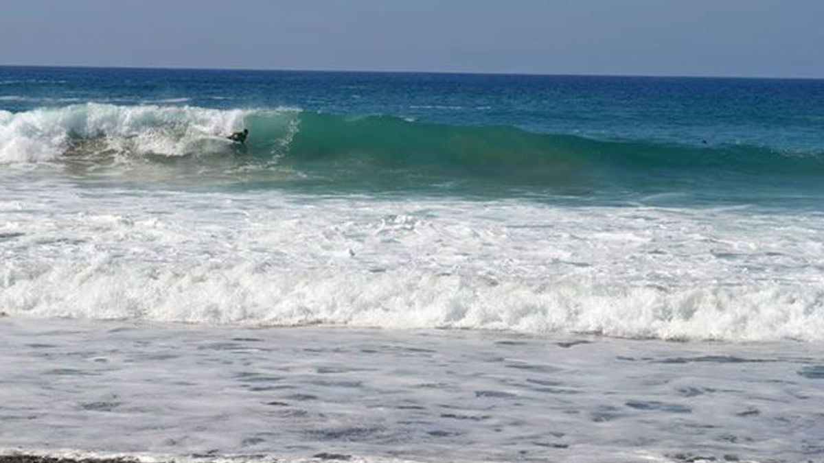 Muere un windsurfista en la Playa de Costa Calma, en Fuerteventura