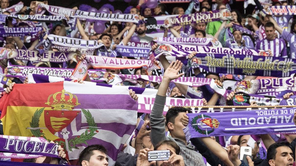 Una plataforma exige que el Real Valladolid cambie su escudo por lucir un símbolo franquista