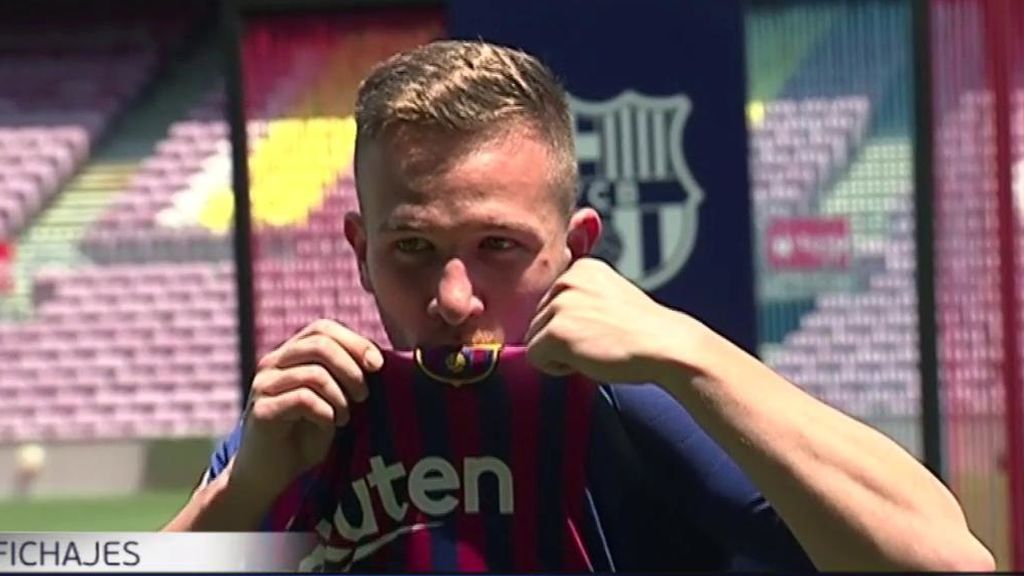 Arthur ya ha sido presentado como nuevo jugador del Barcelona