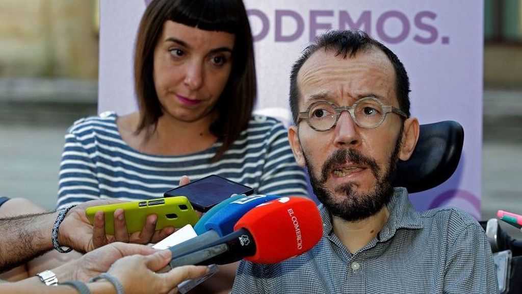 Echenique pide al PSOE que apoye la comisión de investigación al Rey emérito