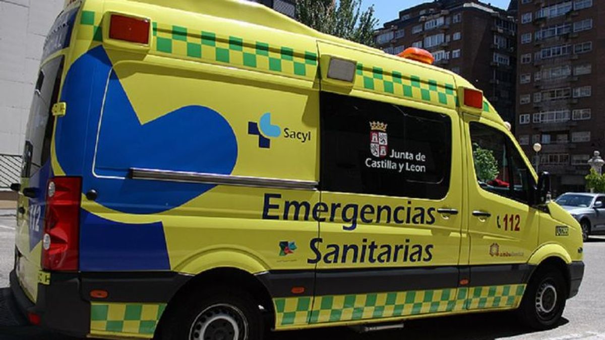 Muere una mujer y dos jóvenes resultan heridos tras volcar un turismo en Burgos