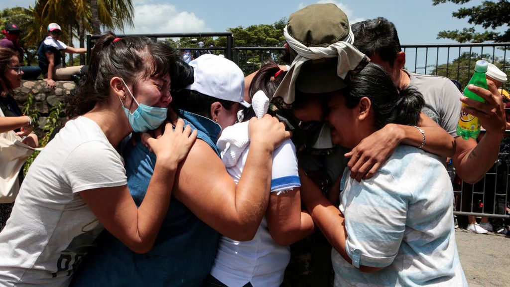 60 estudiantes liberados tras largas negociaciones en el encierro de la Unan en Nicaragua
