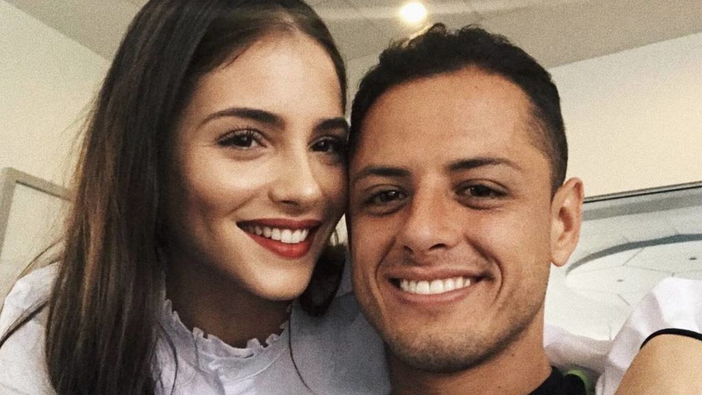 Andrea Duro y Chicharito