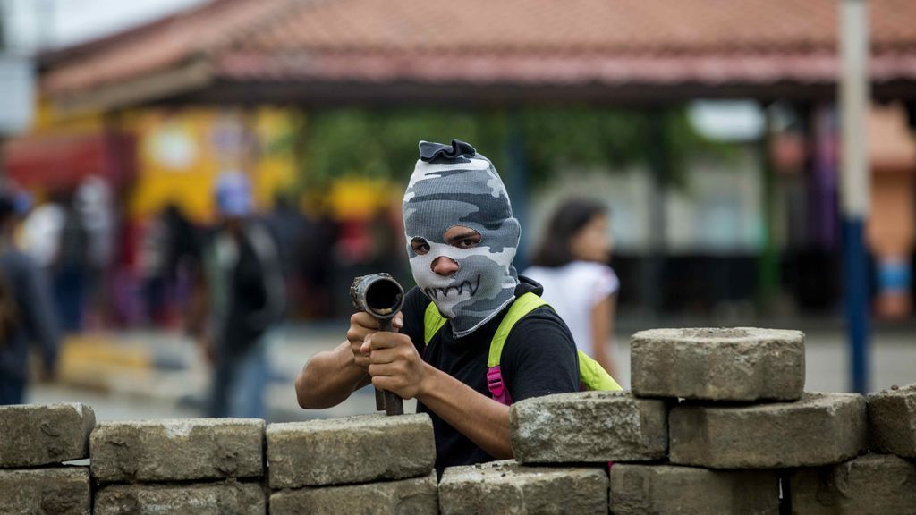 Manifestantes en Nicaragua piden la dimisión de Ortega ante el aumento de la violencia
