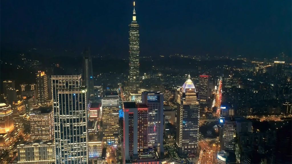 La Torre Taipei 101, uno de los edificios más grandes del mundo con el ascensor más rápido