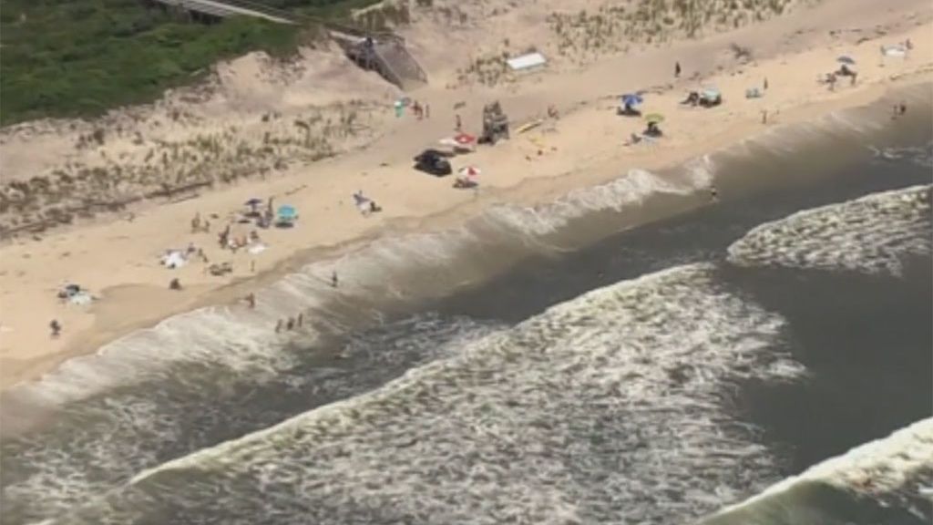 Cierran dos playas en Nueva York después del ataque de tiburones