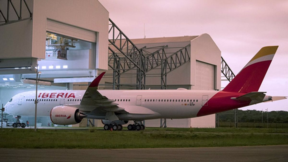 Un avión de Iberia realiza un aterrizaje de emergencia en Ciudad de México