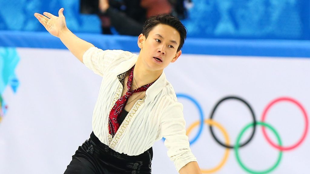 Matan a puñaladas al patinador kazajo Denis Ten, medalla de bronce en Sochi y rival de Javier Fernández Matan a puñaladas al patinador kazajo Denis Ten, medalla de bronce en Sochi y rival de Javier Fernández